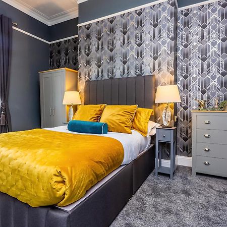 Room 01 - Sandhaven Rooms - Double South Shields Bagian luar foto